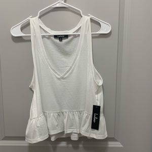 Lulu’s White crop tank
